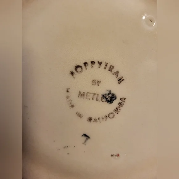 Vintage Metlox Poppytrail red rooster pitcher. - Picture 8 of 11